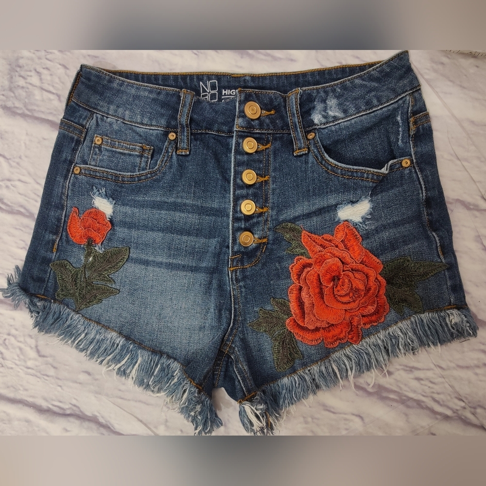 No Boundarie Womens Blue Floral Embroidered Denim Shorts  Sz 5